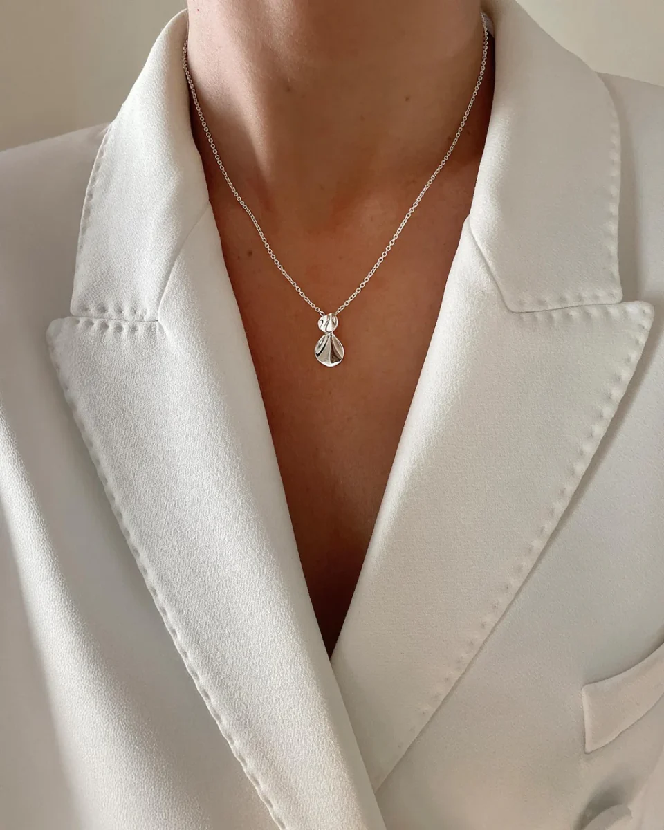 Hortensia-small-necklace-02