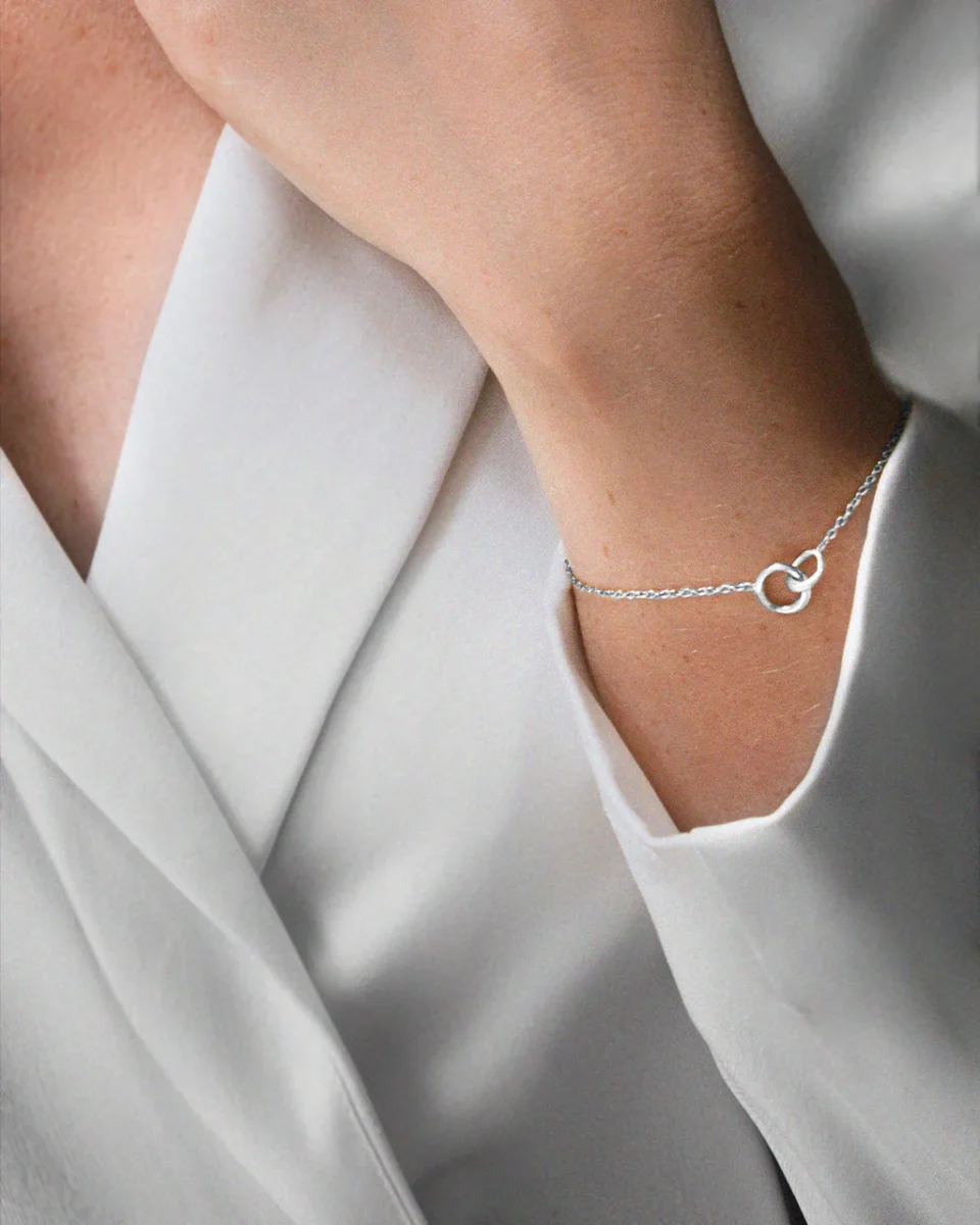 Les-Amis-drop-bracelet-02