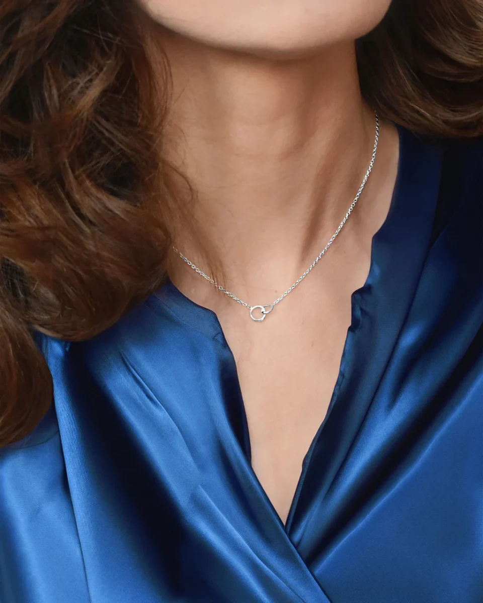 Les-Amis-drop-necklace-02