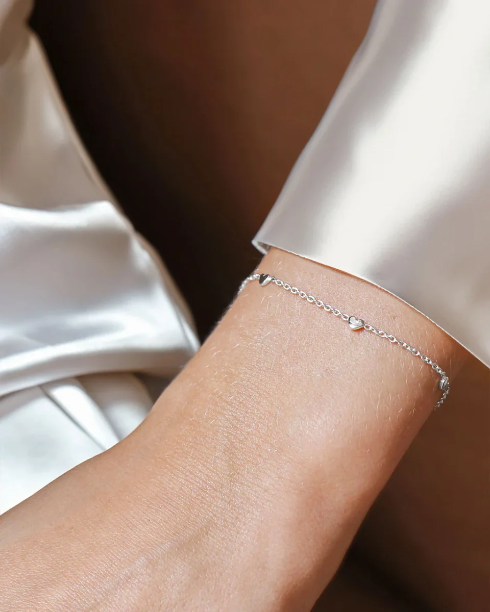 Loving-Heart-drop-full-bracelet-02